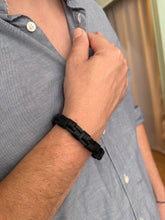 Charger l'image dans la galerie, Bracelet District Noir - homme cuir véritable noir et acier 316L - District Steel