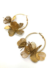 Charger l'image dans la galerie, Créoles fleurs Ginkgo femme en acier inoxydable doré
