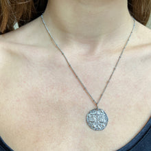 Charger l'image dans la galerie, Collier signe astrologique acier