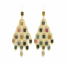 Charger l'image dans la galerie, Boucles d’oreilles chandelier en tourmaline dorées à l’or fin
