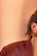 Charger l'image dans la galerie, Ear Cuff goutte - Faux piercing en acier inoxydable doré
